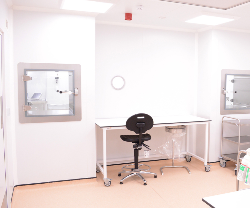 Cleanroom Furniture, Seating, Storage, Trolleys, Benches